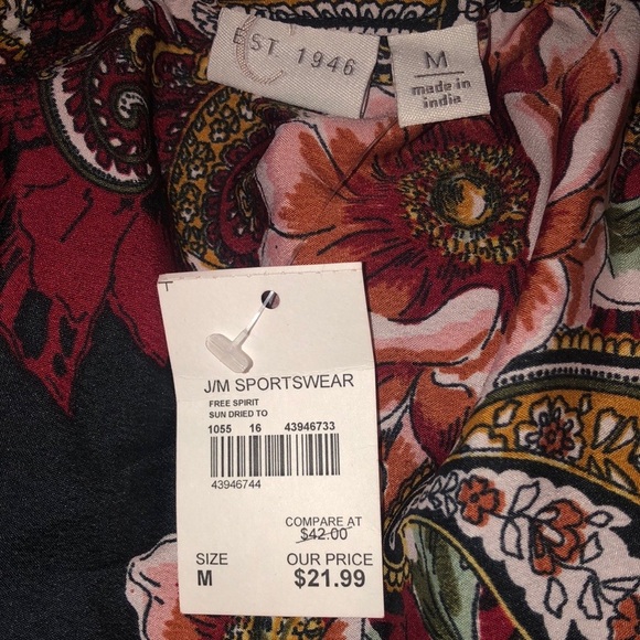 *NWT* C EST. 1946 Chic Paisley Maxi Skirt - Red and Black - Picture 9 of 9